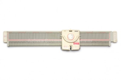 Однофонтурная вязальная машина Silver Reed LK 300, 4 класс
