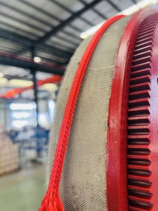 ШНУРОПЛЕТЕЛЬНАЯ МАШИНА CO-2/8