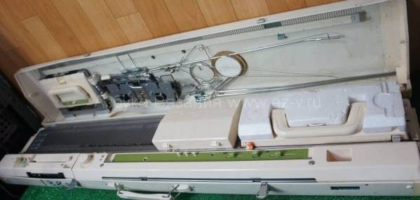 Однофонтурная вязальная машина Brother KH 881, 5 класс, перфокарточная